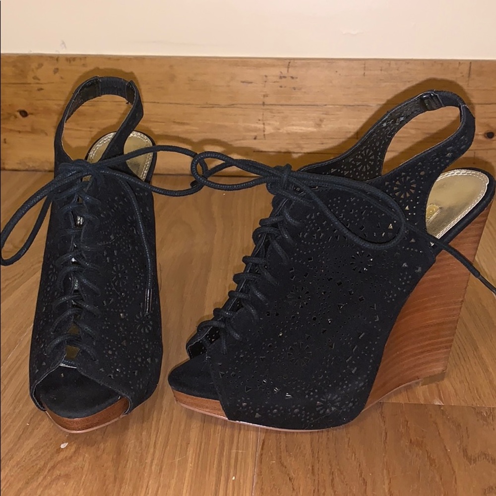 Black lace up Wild Pair bootie heels (size 8)